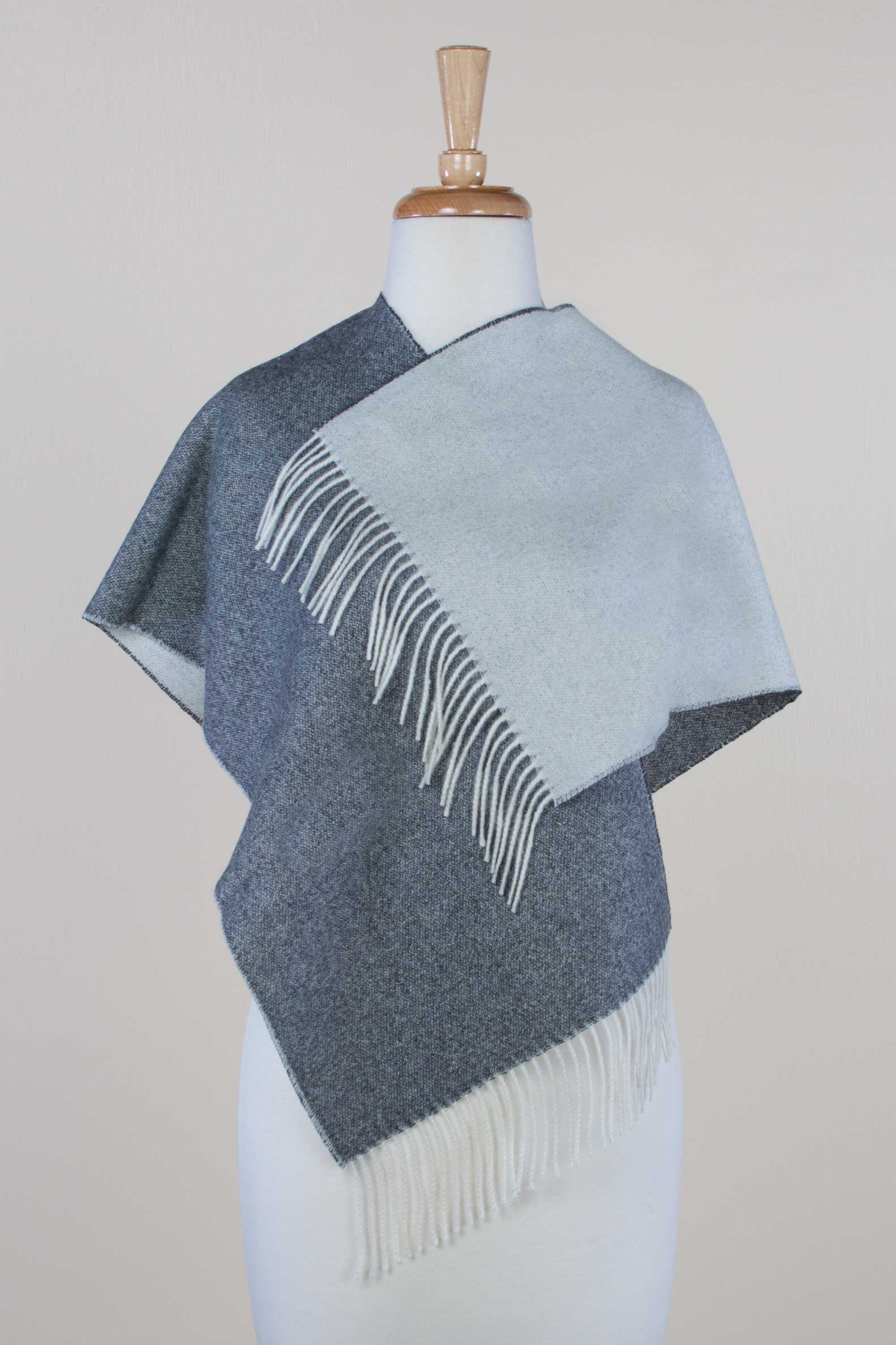 scarf_doubleface_grey_white