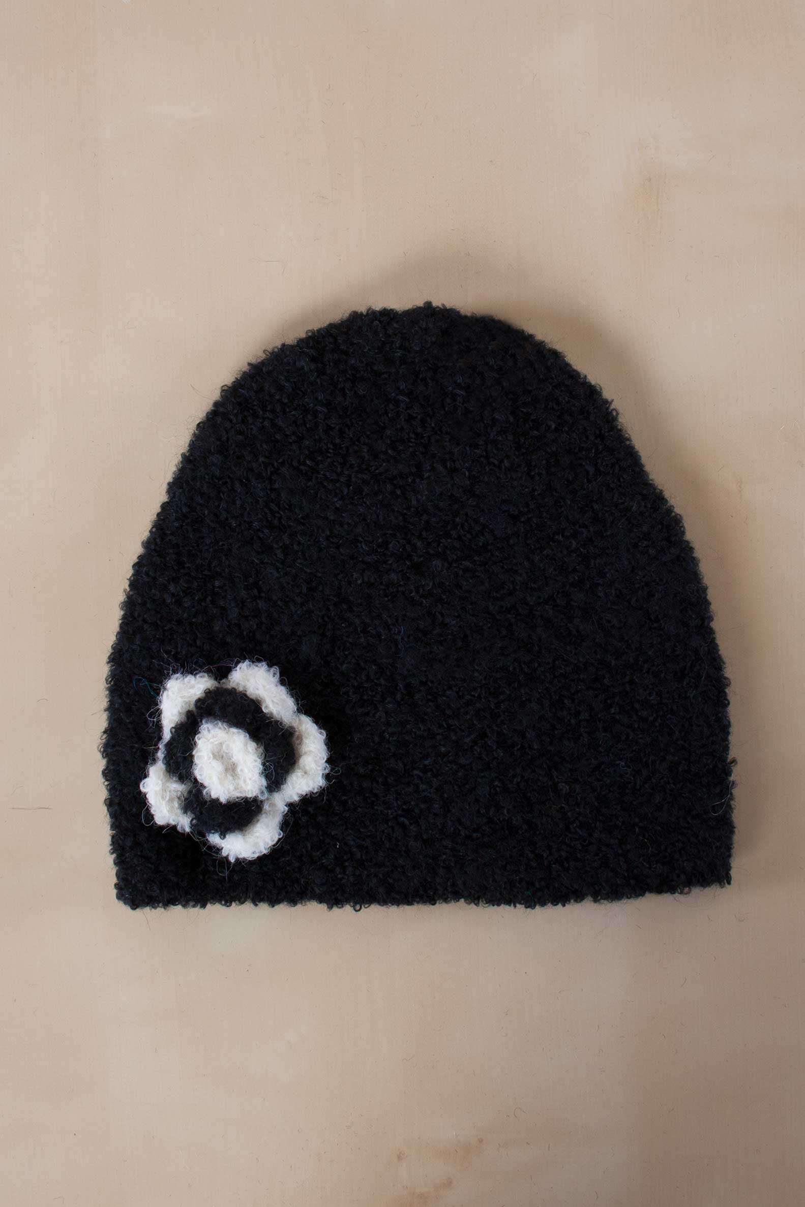 hat_floralbucle_black1